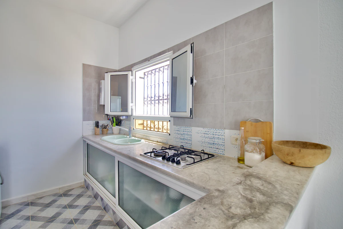 Aghir : Situé dans la résidence Lavandolive