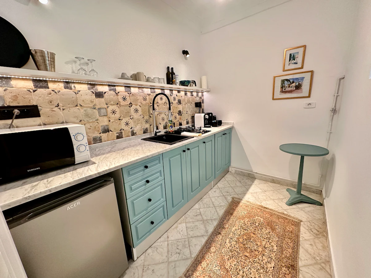 Lella Kmar Petit déjeuner et piscine Sidi Bou Said